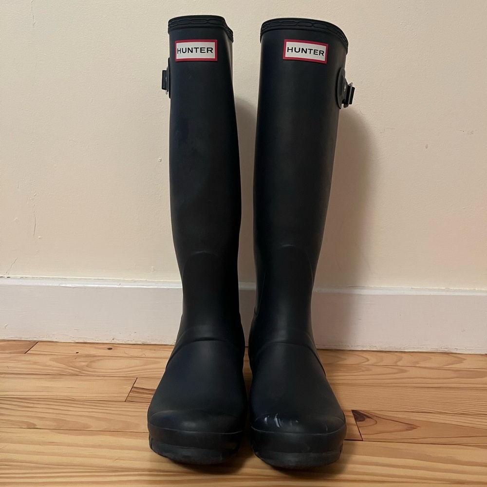 Hunter Original Backstrap Tall Rain Boots in Navy